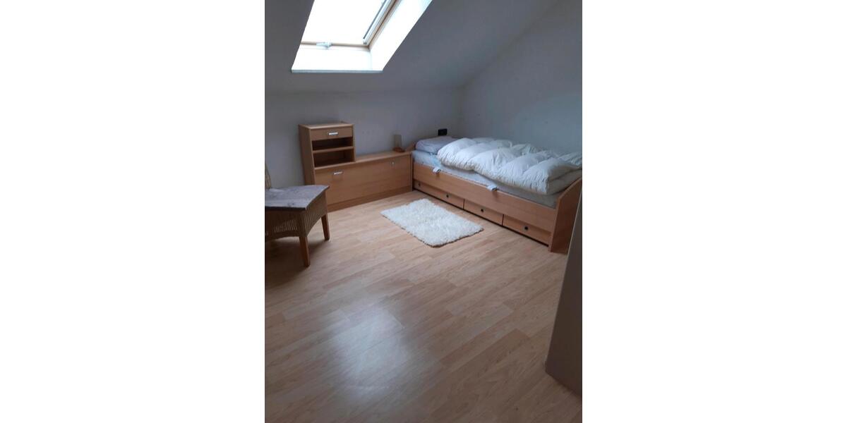 Wohnen auf Zeit Dürrwangen - 3 Zimmer, 140 m&sup2;, 60&euro; | Angebot:25302116
