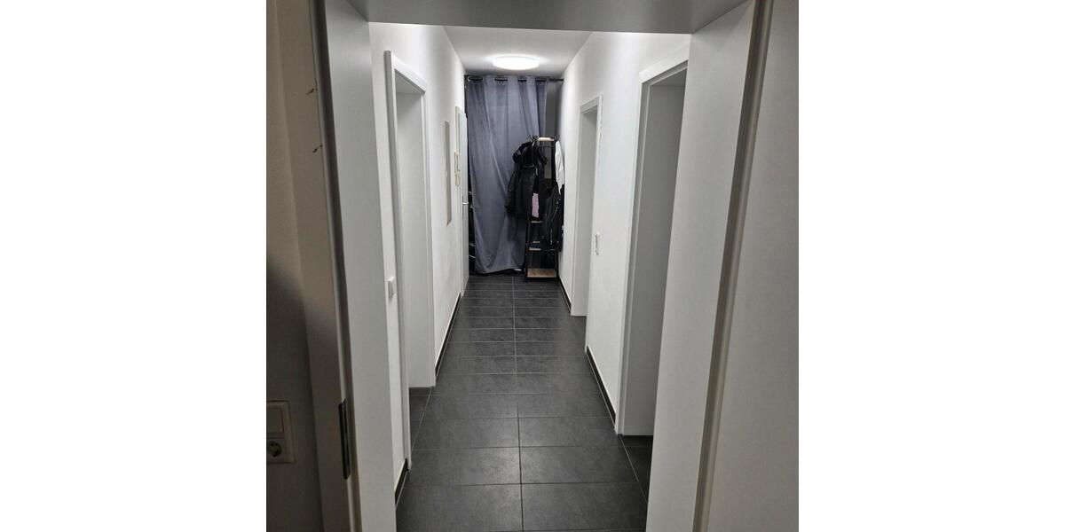 Etagenwohnung Solingen Central - 2 Zimmer, 74 m&sup2;, 990&euro; | Angebot:24488175