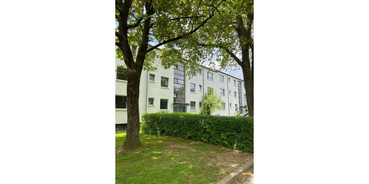 Etagenwohnung Düsseldorf Knittkuhl - 4 Zimmer, 77 m&sup2;, 885&euro; | Angebot:27028312