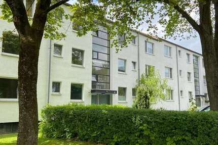 Wohnung Düsseldorf Knittkuhl - 4 Zimmer, 77 m&sup2;, 885&euro; | Angebot:27028312