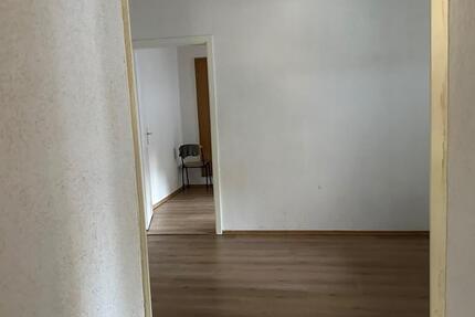 Wohnung Eisleben (Lutherstadt) - 2 Zimmer, 75 m&sup2;, 750&euro; | Angebot:27646861