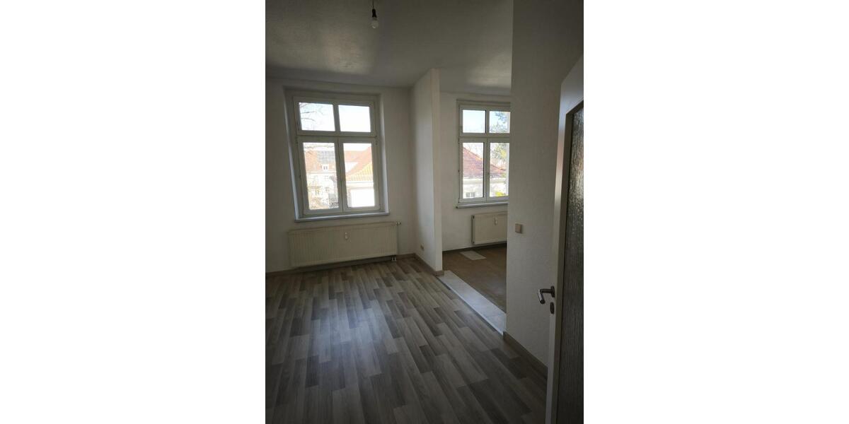 Etagenwohnung Bad Freienwalde (Oder) - 3 Zimmer, 91 m&sup2;, 680&euro; | Angebot:25307448