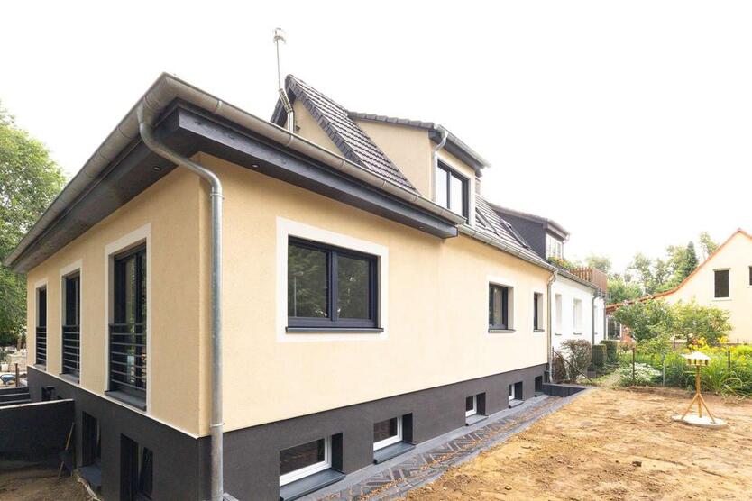 Doppelhaushälfte mit großem Garten in Potsdam zimmer