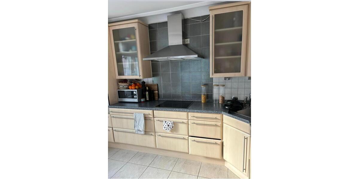 Erdgeschoßwohnung Friedrichshafen - 3.5 Zimmer, 89 m&sup2;, 1.180&euro; | Angebot:26705166