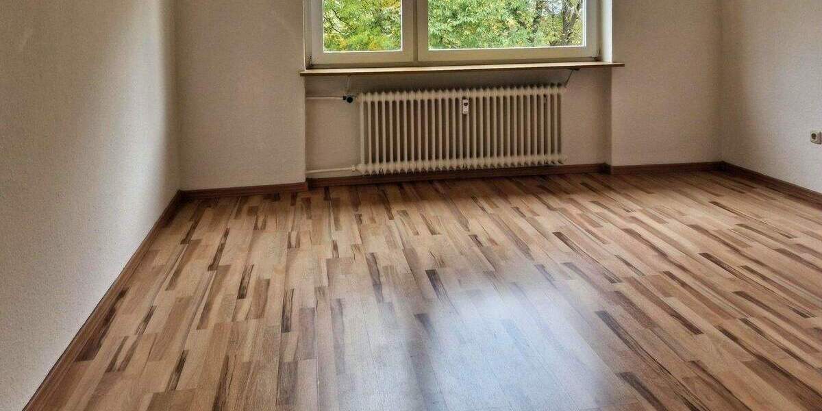 Etagenwohnung Kassel West - 3 Zimmer, 77 m&sup2;, 795&euro; | Angebot:25674206