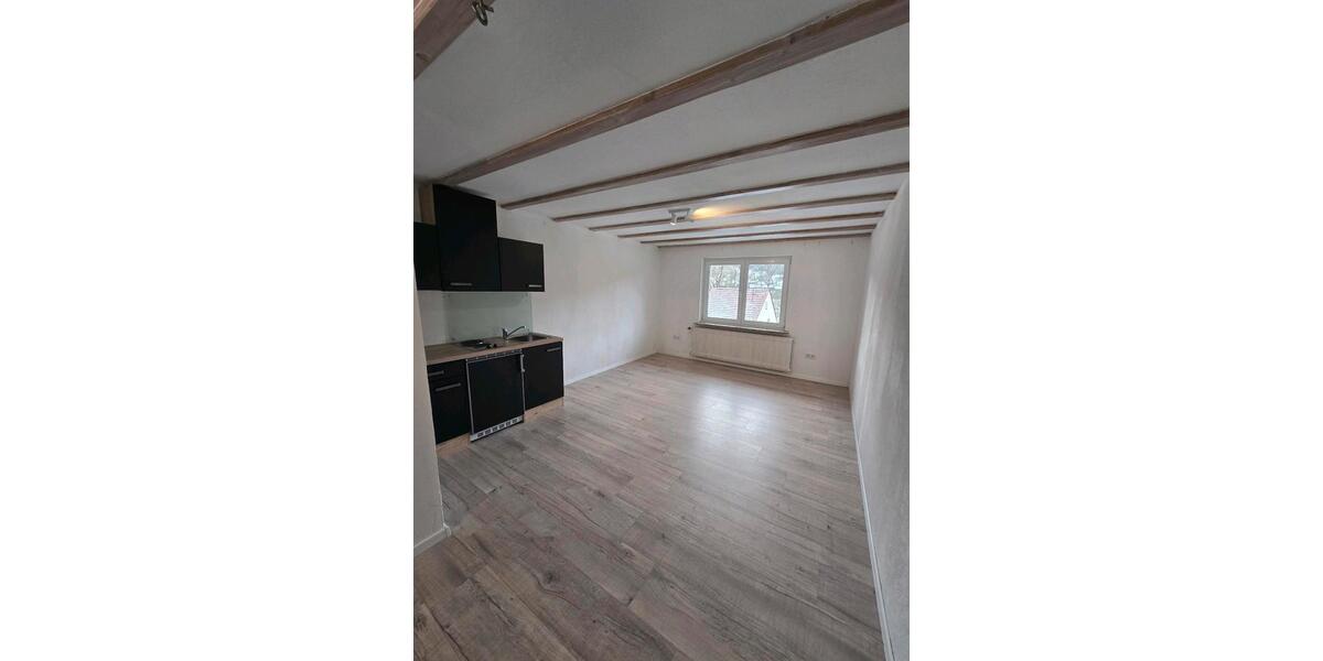 Etagenwohnung Trossingen - 1 Zimmer, 25 m&sup2;, 550&euro; | Angebot:25165016