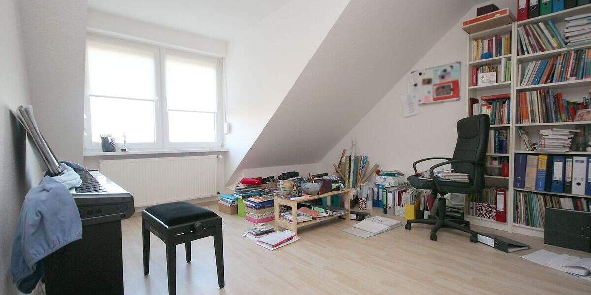 Etagenwohnung Mayen - 5 Zimmer, 105 m&sup2;, 680&euro; | Angebot:25865576