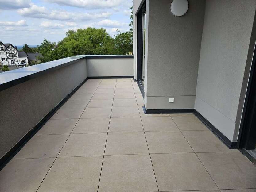 Wohnung zum Mieten in Königswinter 1.630 € 109 m²