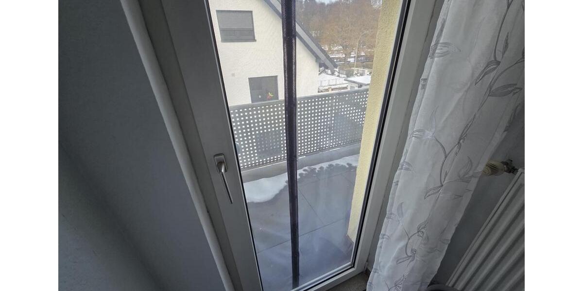 Dachgeschoßwohnung Limeshain - 4 Zimmer, 100 m&sup2;, 1.000&euro; | Angebot:24730533