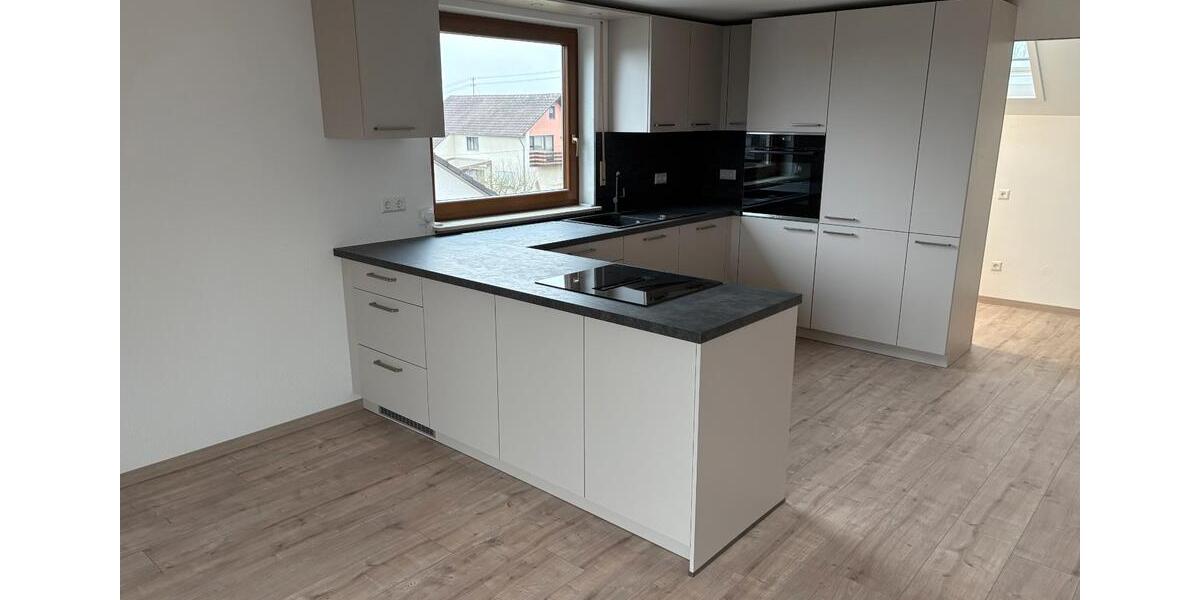 Dachgeschoßwohnung Giengen an der Brenz - 3 Zimmer, 90 m&sup2;, 950&euro; | Angebot:26222363