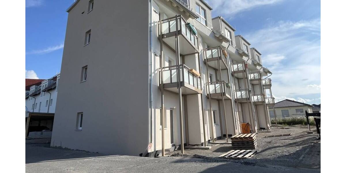 Etagenwohnung Arnsdorf - 2 Zimmer, 46 m&sup2;, 600&euro; | Angebot:25708970