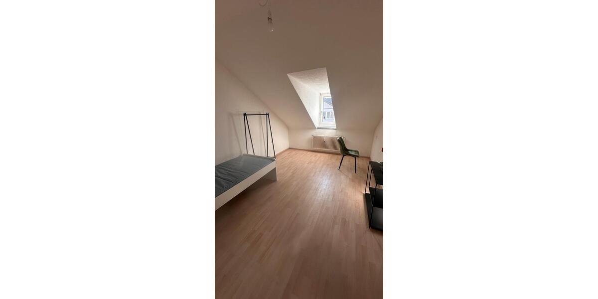 Wohnen auf Zeit Waldshut-Tiengen Tiengen - 3 Zimmer, 60 m&sup2;, 1.750&euro; | Angebot:26094078