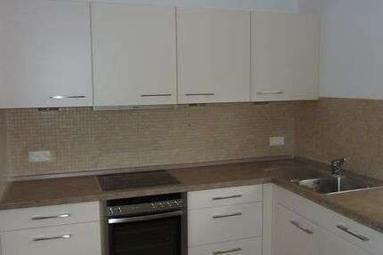 Haus zum Mieten in Wiesbaden 2.500 € 130 m² 5 zimmer