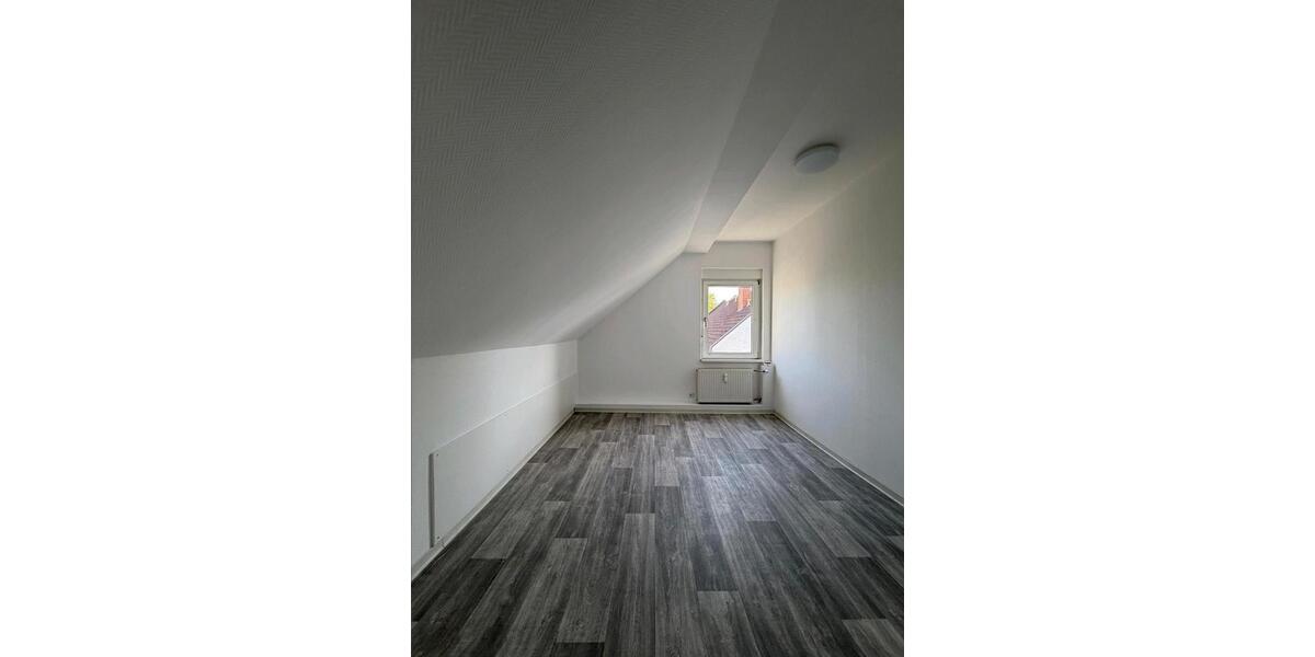 Etagenwohnung Gütersloh - 5 Zimmer, 100 m&sup2;, 950&euro; | Angebot:26302903