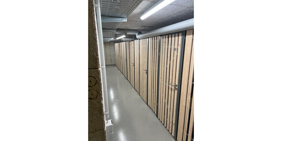 Wohnen auf Zeit Freiburg im Breisgau Oberau - 1 Zimmer, 11 m&sup2;, 740&euro; | Angebot:26594586