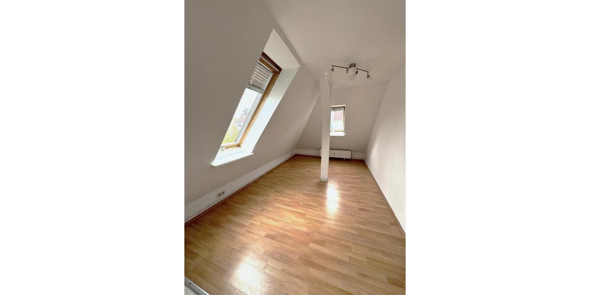 Dachgeschoßwohnung Barth - 2 Zimmer, 30 m&sup2;, 330&euro; | Angebot:24841242