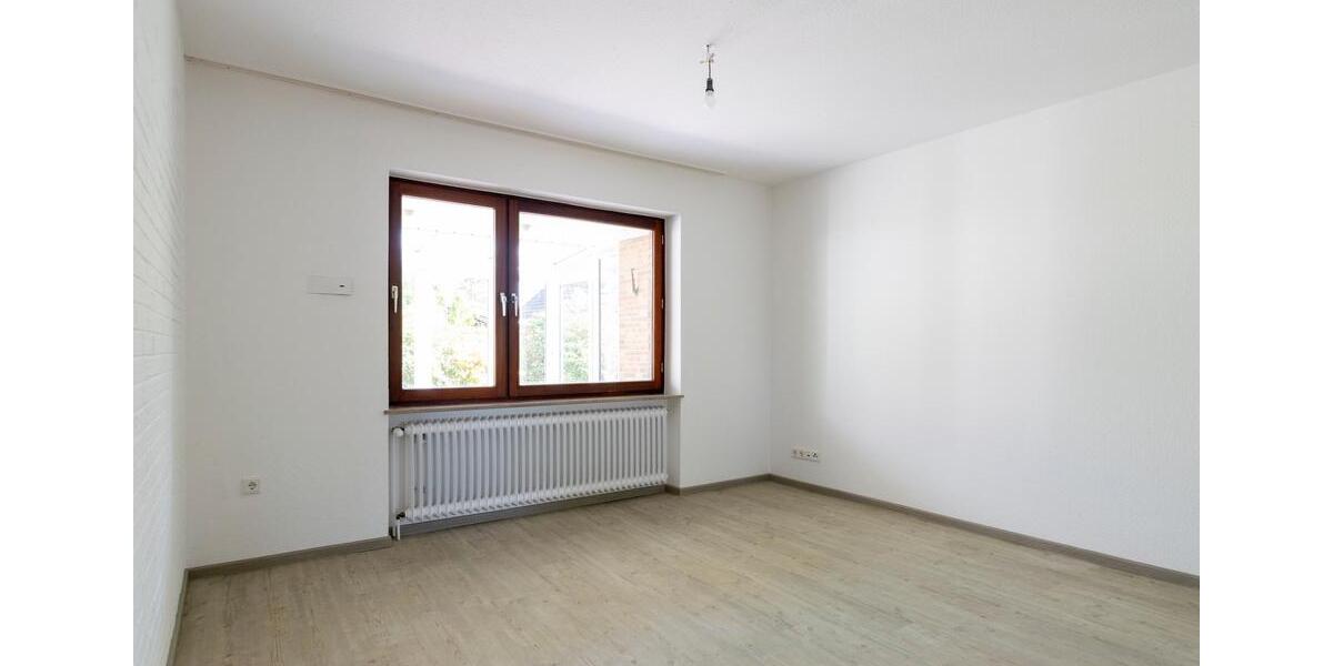 Charmanter Bungalow in Ofen mit Wintergarten, Garten und Garage – ideal zum Wohlfühlen! 4 zimmer