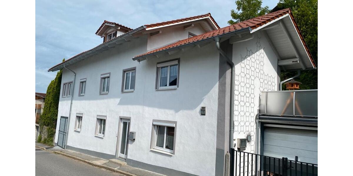 Mehrfamilienhaus, Wohnhaus Bodenmais - 10 Zimmer, 203 m&sup2;, 1.800&euro; | Angebot:24666960