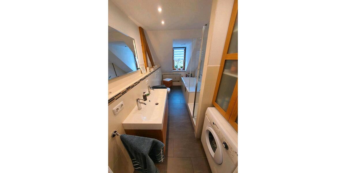 Dachgeschoßwohnung Bautzen - 4 Zimmer, 81 m&sup2;, 567&euro; | Angebot:26038397