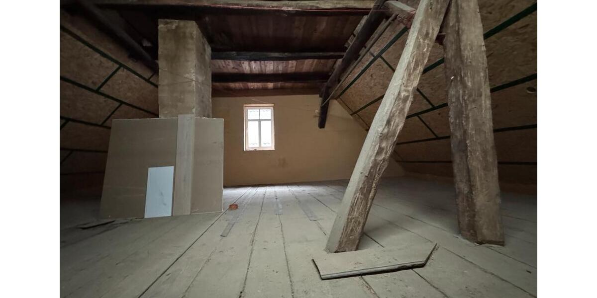 Etagenwohnung Delligsen - 4 Zimmer, 100 m&sup2;, 720&euro; | Angebot:26443669
