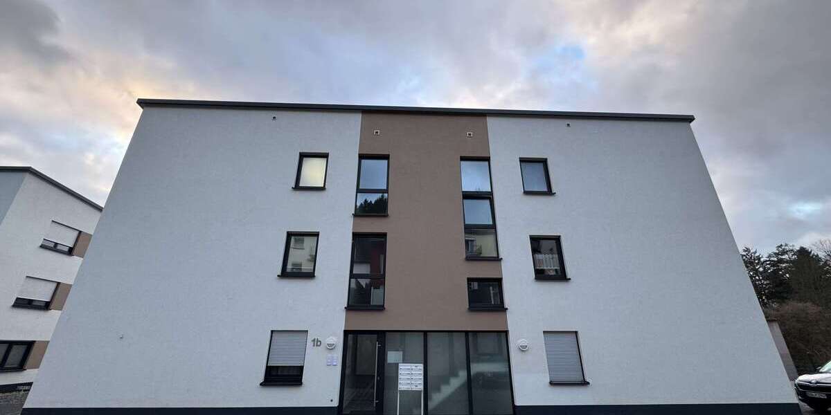 Etagenwohnung Annweiler - 3 Zimmer, 111 m&sup2;, 1.170&euro; | Angebot:25883580