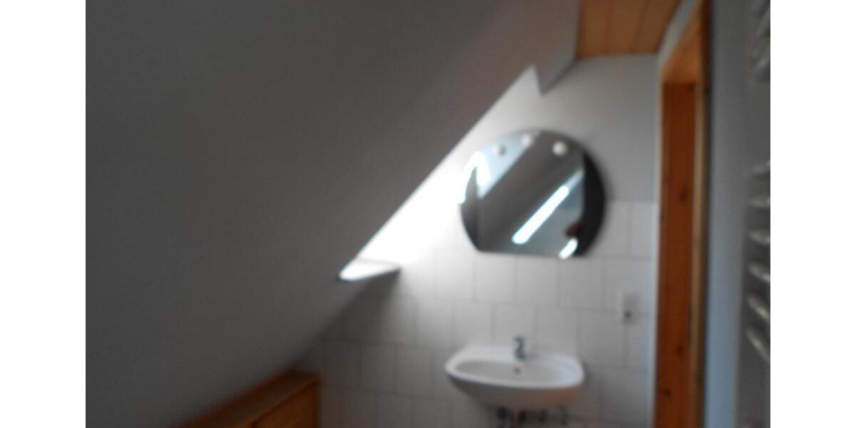 Dachgeschoßwohnung Perleberg - 2 Zimmer, 80 m&sup2;, 510&euro; | Angebot:25049504