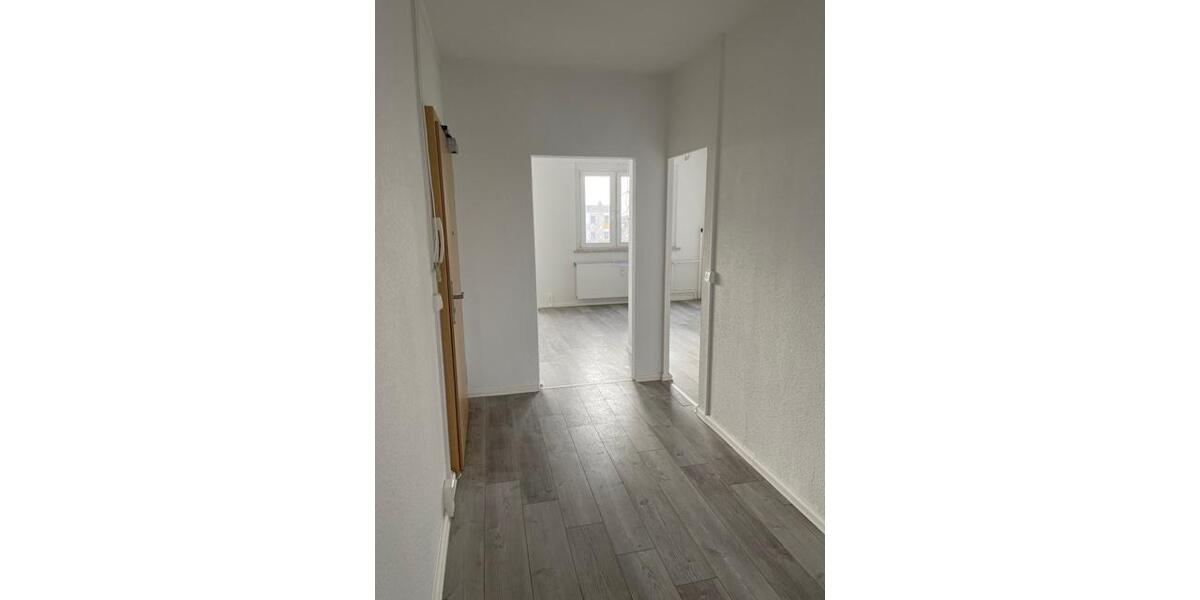 Etagenwohnung Halle (Saale) Silberhöhe - 3 Zimmer, 56 m&sup2;, 200&euro; | Angebot:26681666