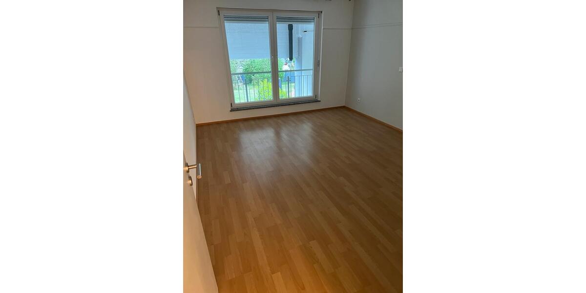 Erdgeschoßwohnung Merzig - 2 Zimmer, 82 m&sup2;, 950&euro; | Angebot:26694583