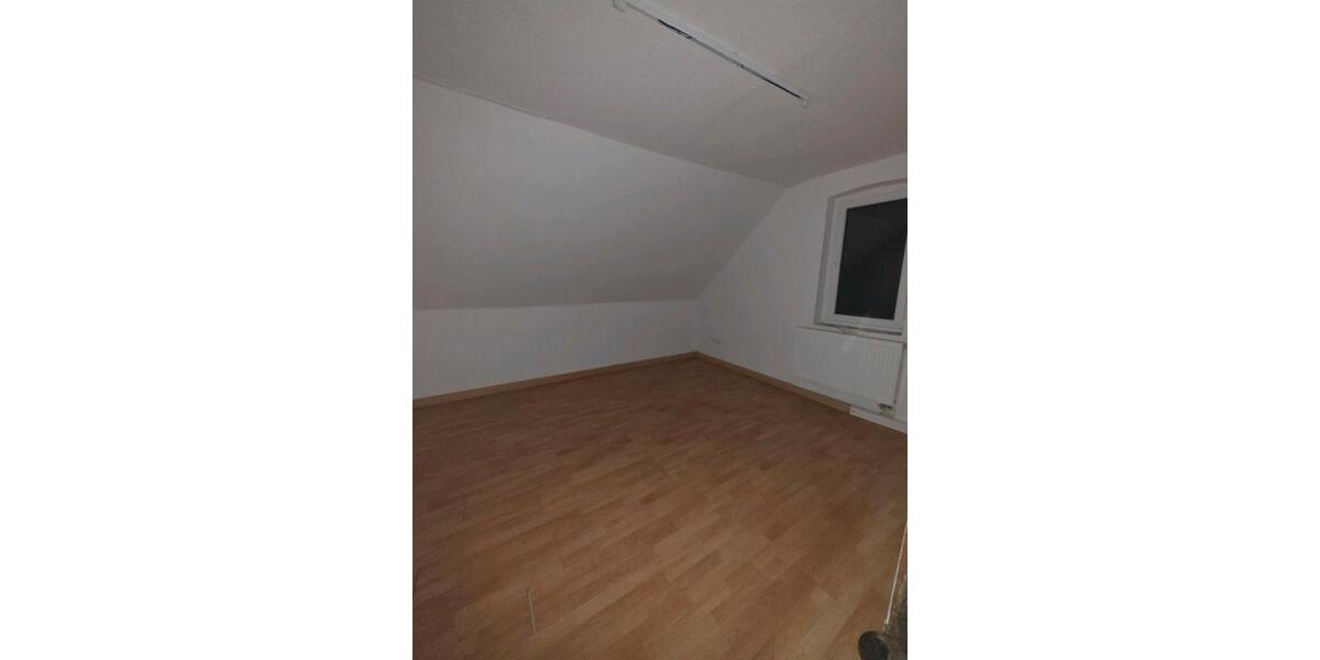 Etagenwohnung Höhr-Grenzhausen Grenzhausen - 5 Zimmer, 60 m&sup2;, 1.100&euro; | Angebot:24346384