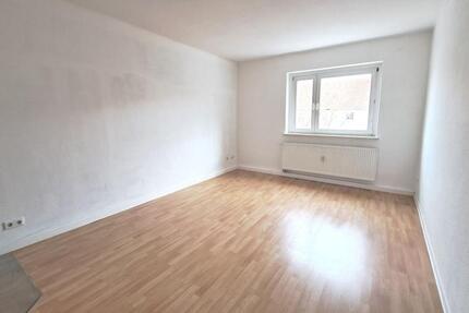 Wohnung Zeitz - 3 Zimmer, 60 m&sup2;, 338&euro; | Angebot:25231123