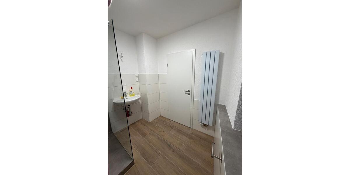 Etagenwohnung Grünberg - 2 Zimmer, 75 m&sup2;, 750&euro; | Angebot:26323152