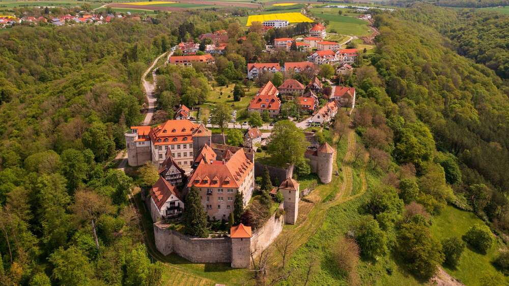 Etagenwohnung Künzelsau - Schloß Stetten Schloß Stetten - 2 Zimmer, 42 m&sup2;, 420&euro; | Angebot:25190929