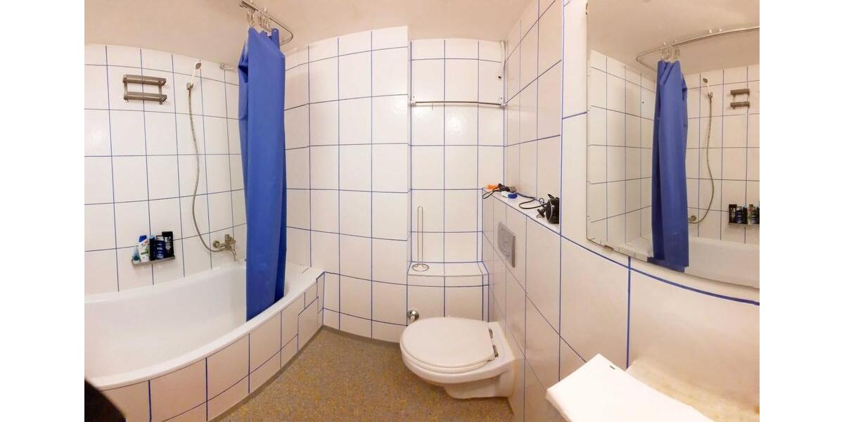 Helles, Geräumiges Möbliertes Zimmer in WG – Zentral in Oberbilk 1 zimmer