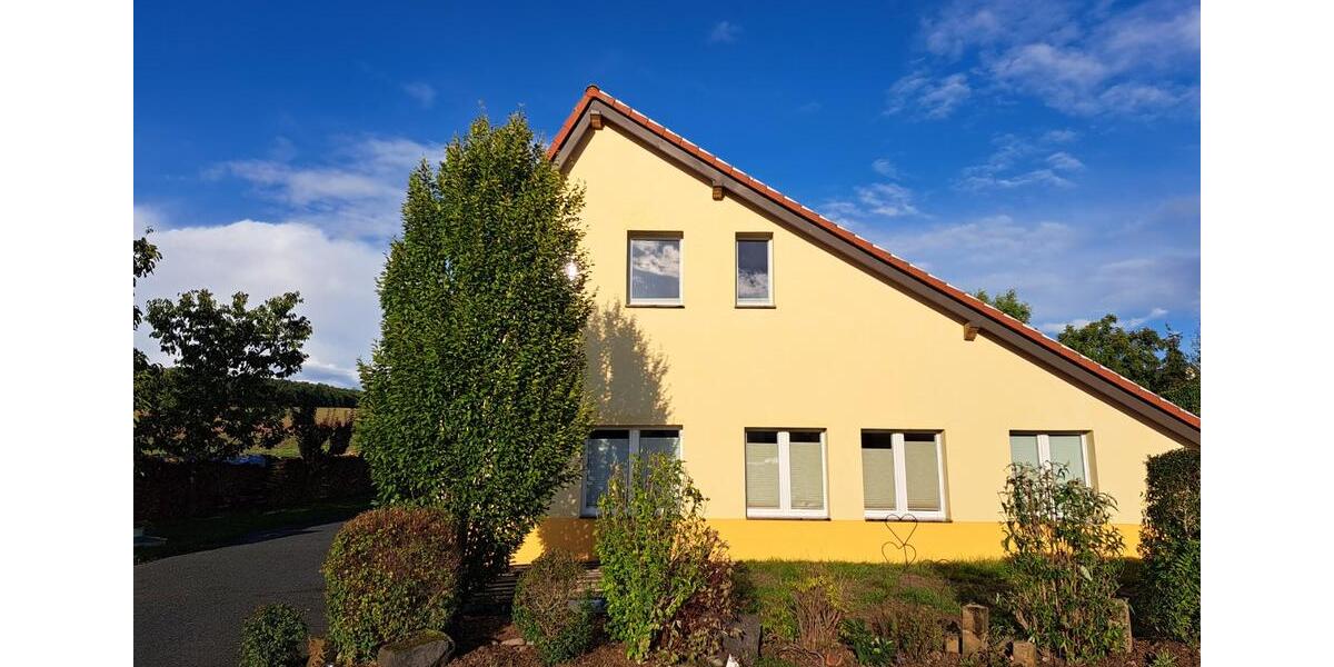 Dachgeschoßwohnung Rentweinsdorf - 2 Zimmer, 70 m&sup2;, 600&euro; | Angebot:25235067
