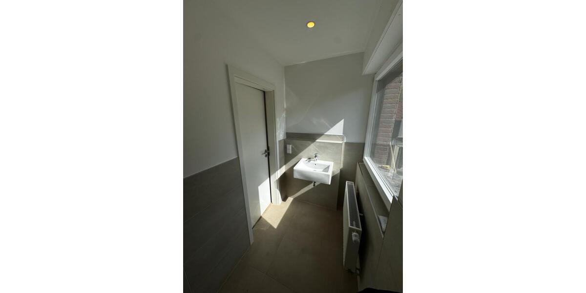 Reihenhaus Lohmar - 6 Zimmer, 170 m&sup2;, 2.350&euro; | Angebot:26345389