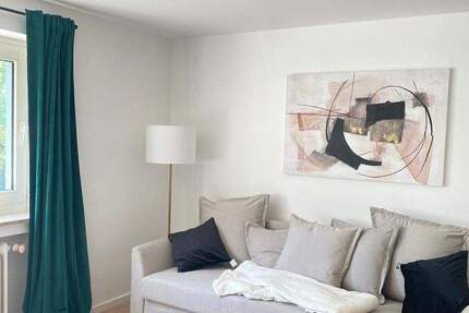 Helles, vollmöbliertes 1-Zimmer-Apartment mit Balkon - Erstbezug nach Sanierung 1 zimmer