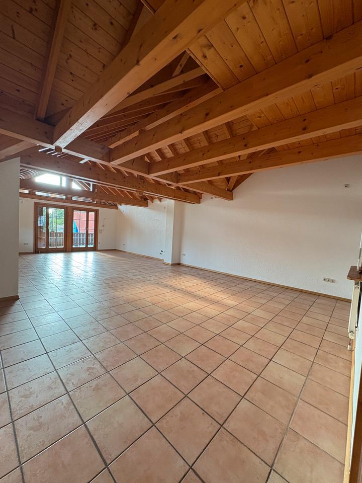 Wunderschöne Wohnung mit Balkon,Kachelofen und Garten in Offenbur