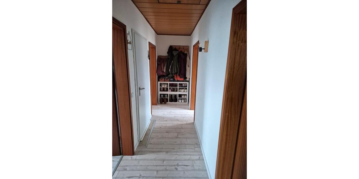 Dachgeschoßwohnung Barsinghausen - 3 Zimmer, 75 m&sup2;, 950&euro; | Angebot:25723887