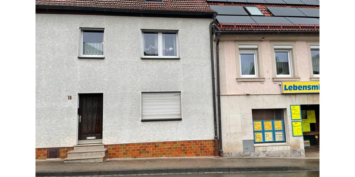 Etagenwohnung Eltmann - 4 Zimmer, 115 m&sup2;, 450&euro; | Angebot:25945376