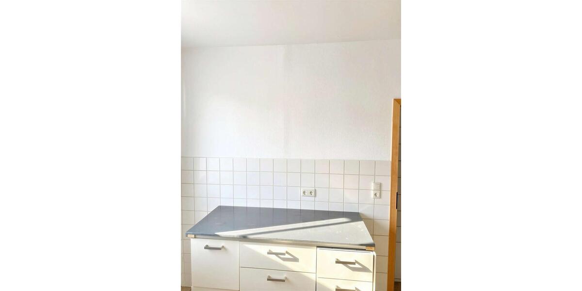 Etagenwohnung Crimmitschau - 1.5 Zimmer, 30 m&sup2;, 150&euro; | Angebot:26578498