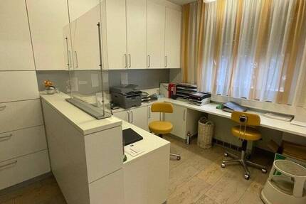 Gewerbeobjekt Achern - 4 Zimmer, 900&euro; | Angebot:19328612