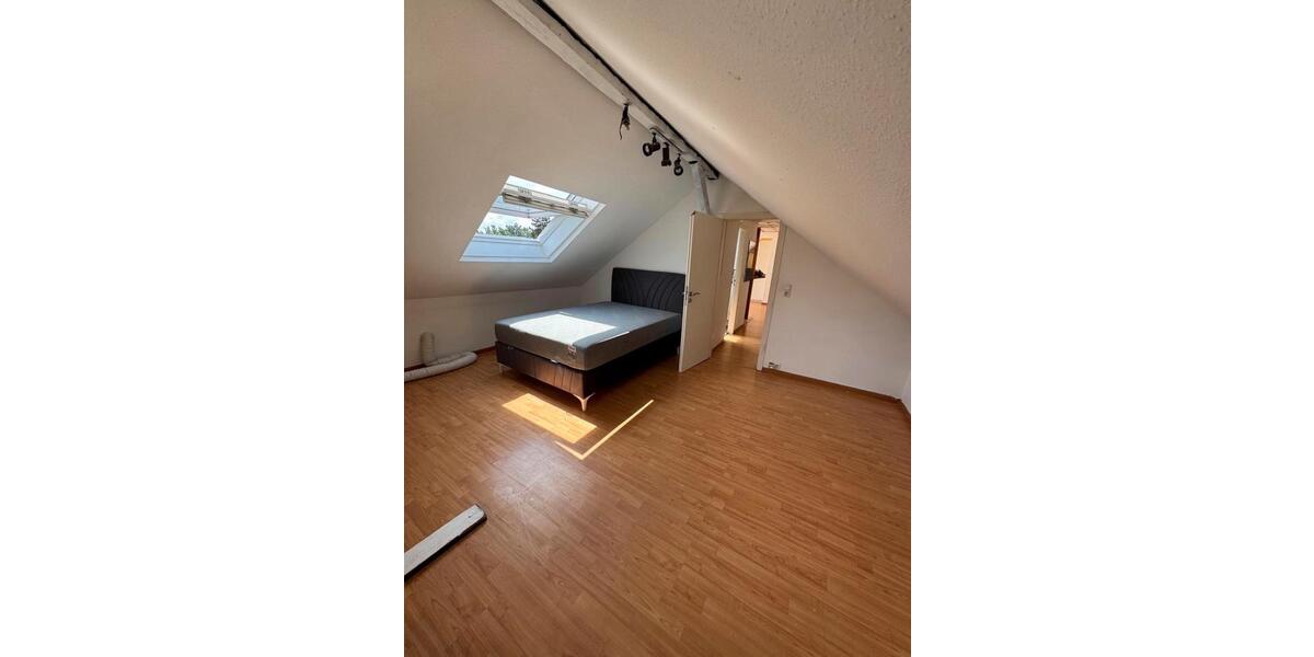 Dachgeschoßwohnung Hannover Nord - 2 Zimmer, 55 m&sup2;, 700&euro; | Angebot:26618685