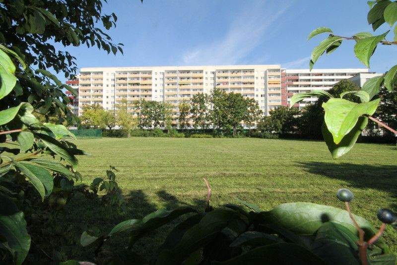 Etagenwohnung Leipzig Grünau-Ost - 3 Zimmer, 66 m&sup2;, 418&euro; | Angebot:25267883