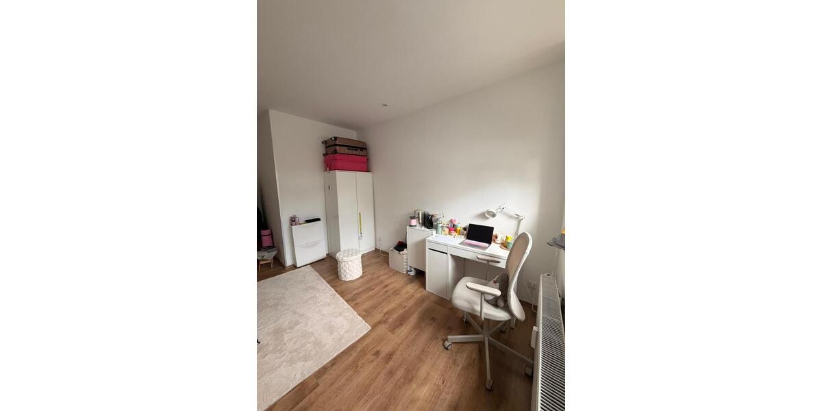 Wohnen auf Zeit Bochum Günnigfeld - 1 Zimmer, 13 m&sup2;, 450&euro; | Angebot:26094125