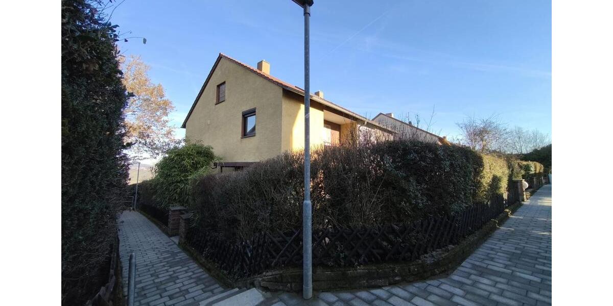 Doppelhaushälfte mit Garten in Ostfildern Parksiedlung 5.5 zimmer