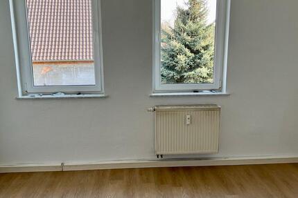 Wohnung Gräfenhainichen - 2 Zimmer, 56 m&sup2;, 365&euro; | Angebot:27635504