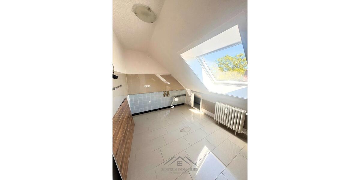 Dachgeschoßwohnung Hessisch Oldendorf - 3 Zimmer, 85 m&sup2;, 800&euro; | Angebot:26591128