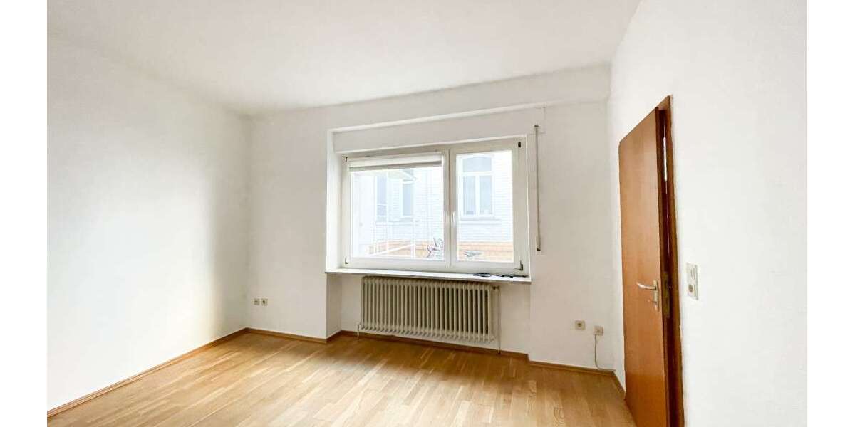 Etagenwohnung Wiesbaden Klarenthal - 1 Zimmer, 26 m&sup2;, 330&euro; | Angebot:27204939