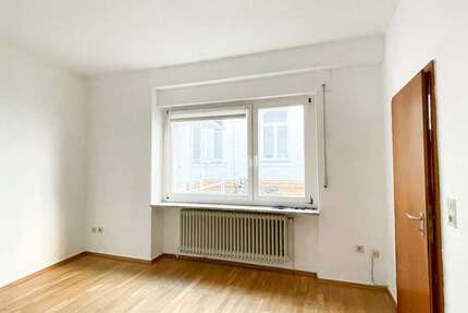 Wohnung Wiesbaden Klarenthal - 1 Zimmer, 26 m&sup2;, 330&euro; | Angebot:27204939