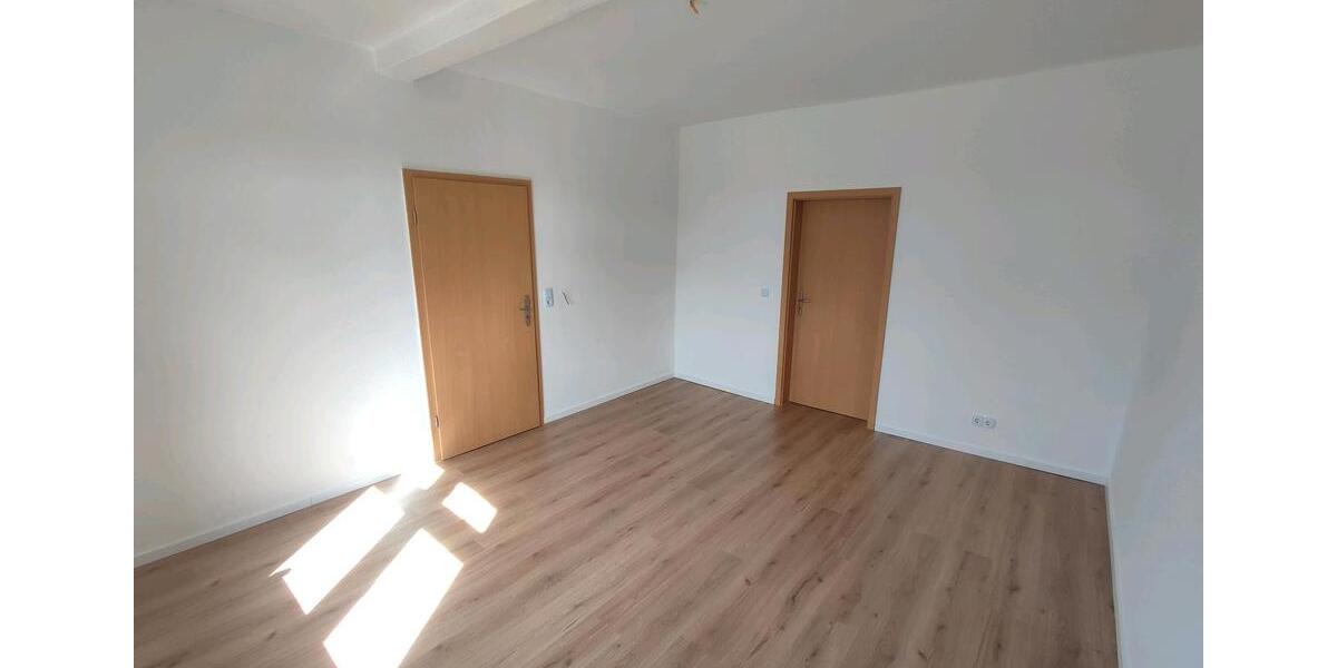 Dachgeschoßwohnung Egeln - 3 Zimmer, 65 m&sup2;, 450&euro; | Angebot:26449023